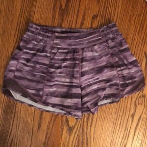 NWOT Lululemon size 6 tall hotty hot shorts
